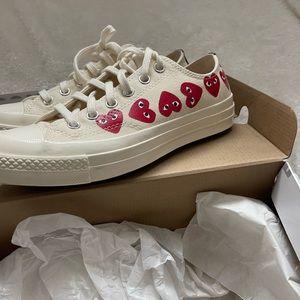 Comme Des Garçon PLAY Converse Chuck Taylor / size M6 & W8